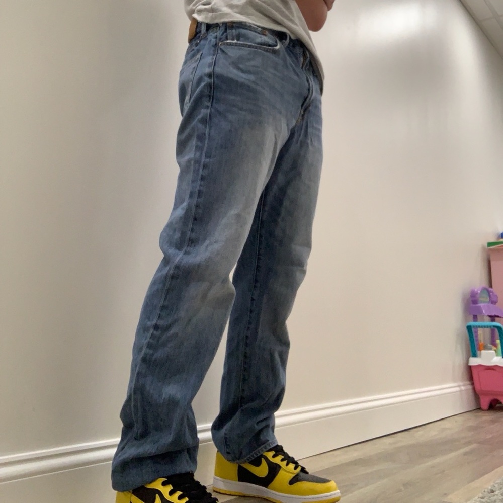 Lucky brand hand made 363 vintage strait jeans!